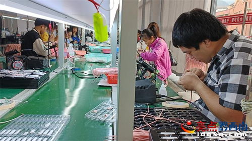 家門(mén)口的就業(yè)新機(jī)遇 興義灑金街道電子加工廠(chǎng)推動(dòng)新市民技術(shù)發(fā)展